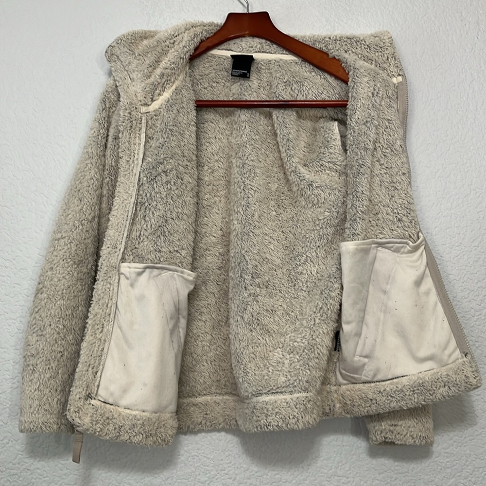 The North Face Fleece Zip Jacket - Picture 8 of 16